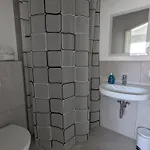 Inn Moderne Gaestezimmer Und Auf Dem Heskeshof