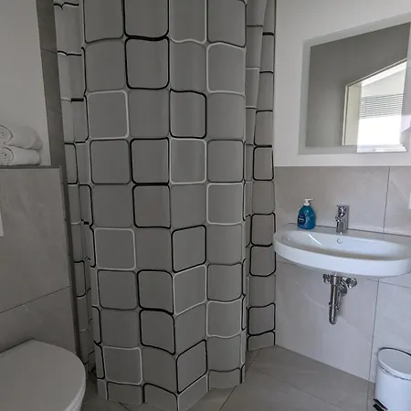 Fogadó Moderne Gaestezimmer Und Auf Dem Heskeshof