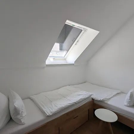 Moderne Gaestezimmer Und Auf Dem Heskeshof Kempen
