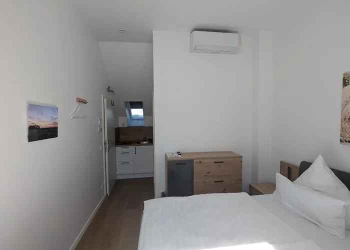 Moderne Gaestezimmer Und Auf Dem Heskeshof Han/Misafirhane