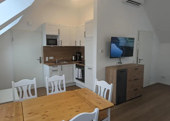 Moderne Gaestezimmer Und Auf Dem Heskeshof Herberg *